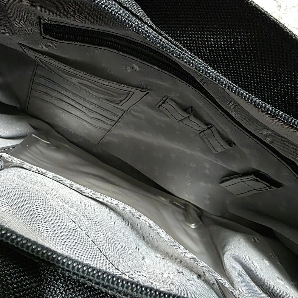 Samsonite Laptop Tote Bag, 18 Inches, with Organizer Pockets Inside